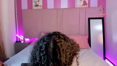  Winnifer Gonzalez  online show from December 7, 4:26 am