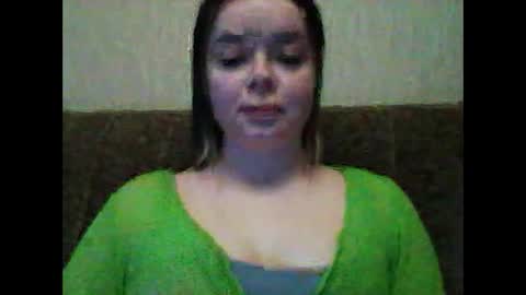 Snapshot of winter__white_rose chatting on February 12, 3:16 pm Emma online show from February 12, 3:16 pm