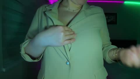 Winter Miracle online show from April 21, 6:09 am