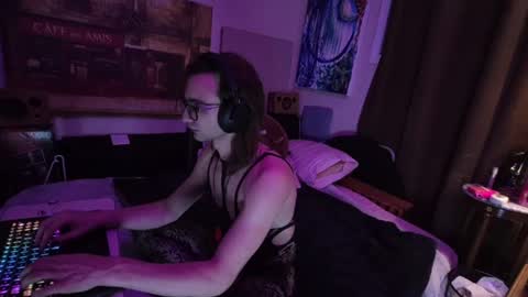Winter online show from July 2, 2:31 am