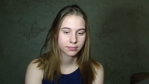 wira_witch online show from December 8, 4:39 pm