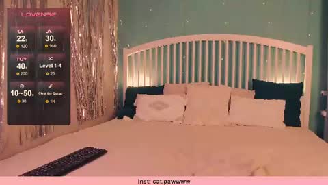 witty_kittie online show from June 15, 9:29 pm