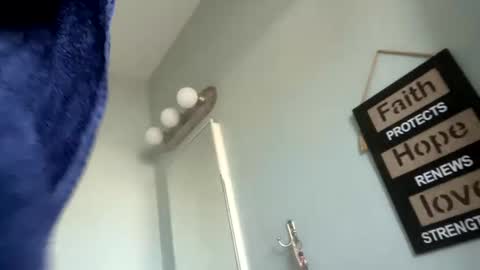 wolfgamer44 online show from January 22, 6:20 pm