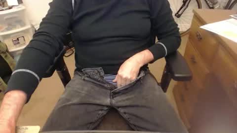 wolfie0717 online show from November 10, 1:08 am