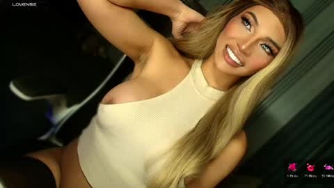 Julia online show from May 12, 5:22 pm
