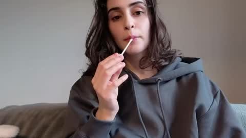 Stia online show from March 17, 12:43 pm