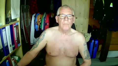 Always Horny online show from May 3, 11:27 am