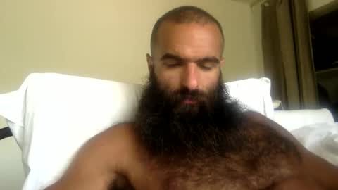 woof_wolf37 online show from May 18, 7:31 pm