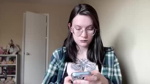 Lucina online show from December 9, 6:25 pm