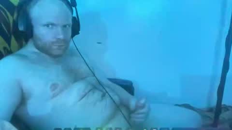Snapshot of wtfiamhorny chatting on October 28, 8:04 am iTsDaddieBaby online show from October 28, 8:04 am