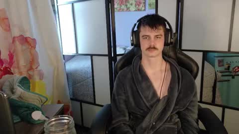 Wyatt online show from February 8, 7:17 pm