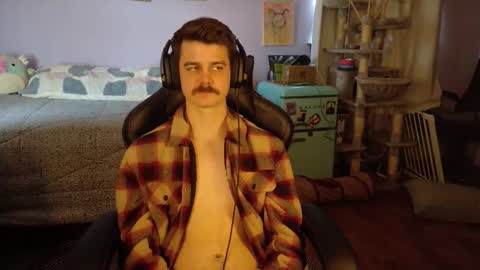 Wyatt online show from January 7, 8:14 pm