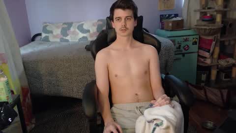 Wyatt online show from October 18, 6:34 pm