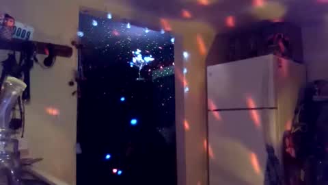 wyiatt online show from September 12, 6:59 am