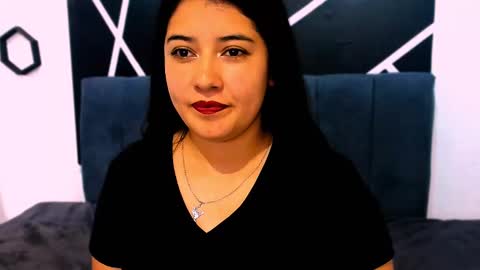 Adeline online show from November 13, 11:18 pm