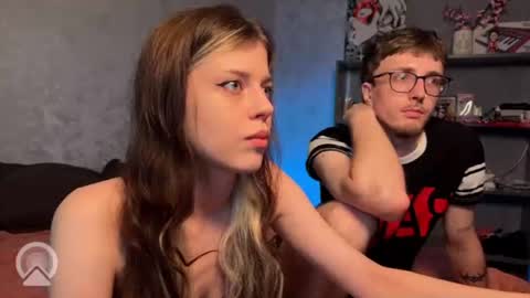 Philipp and Este online show from July 10, 5:23 am