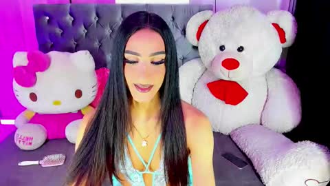 Snapshot of x_indomitable1 chatting on September 19, 10:41 am Maria Juliana online show from September 19, 10:41 am