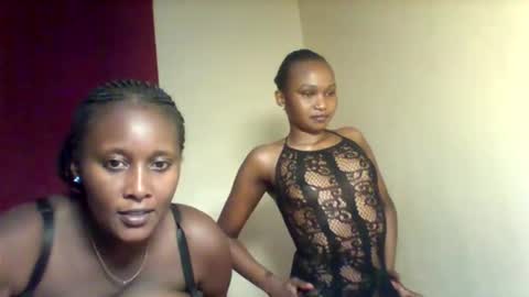 Snapshot of x_melanine chatting on September 30, 9:47 pm X melanine online show from September 30, 9:47 pm