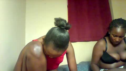 Snapshot of x_melanine chatting on September 23, 12:43 pm X melanine online show from September 23, 12:43 pm