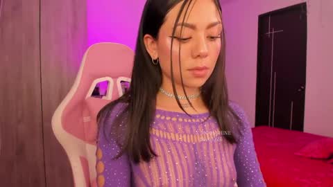     s  s      s   online show from April 20, 12:35 am