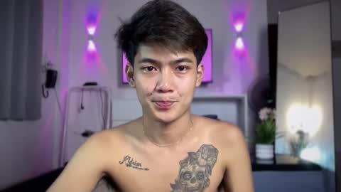 Prince Aldrian  online show from December 20, 12:39 am