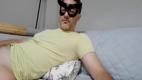 xalegarmax online show from October 31, 11:27 pm