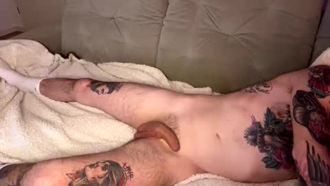 xamrelgneal online show from February 15, 7:23 pm