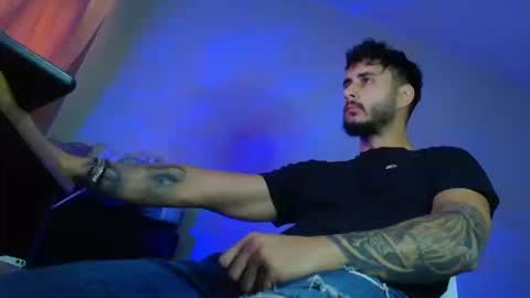 XanderCageX online show from October 25, 7:51 am