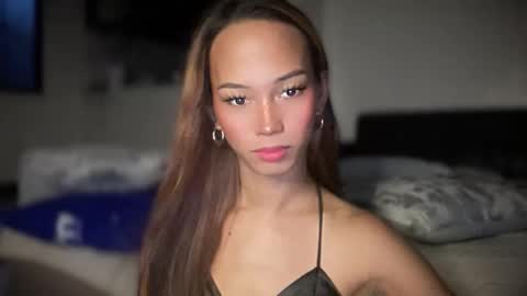 Cassandra online show from December 1, 7:01 pm