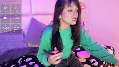 xara_u online show from March 12, 8:45 pm