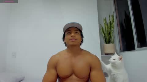 Xavier online show from October 25, 3:40 am