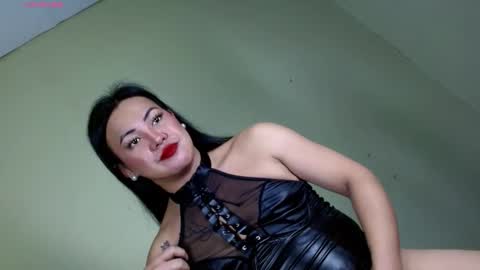 Godess  Lucy online show from November 27, 10:17 pm