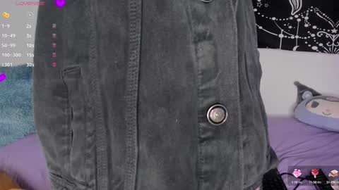 Snapshot of xemily_hardy chatting on December 4, 2:14 am Kanae. online show from December 4, 2:14 am