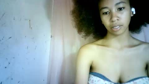 xenna610827 online show from February 18, 12:49 pm