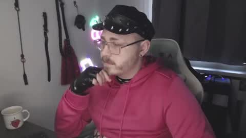 Snapshot of xfabian_love chatting on October 28, 9:21 am F A B I A N online show from October 28, 9:21 am