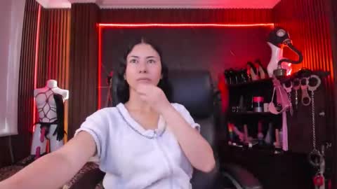 XiaQueen   I M online show from October 12, 1:15 pm