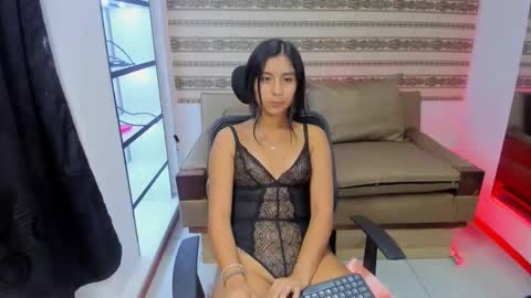 ximena online show from December 19, 8:37 pm