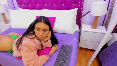 Snapshot of ximena_vasquez8 chatting on March 7, 8:56 am Xime  online show from March 7, 8:56 am