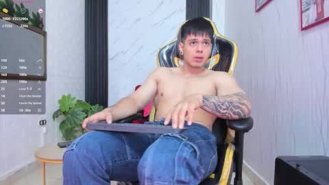 Snapshot of xkevyn chatting on September 28, 12:36 pm online show from September 28, 12:36 pm
