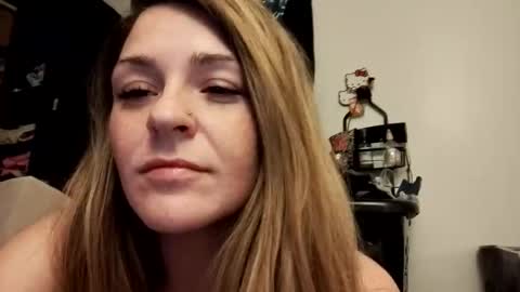 xkittymeowz online show from November 15, 8:16 am