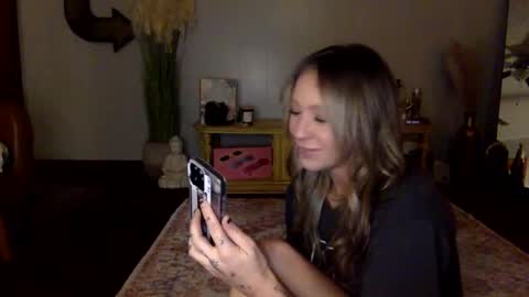 xLacyy online show from December 3, 3:48 am