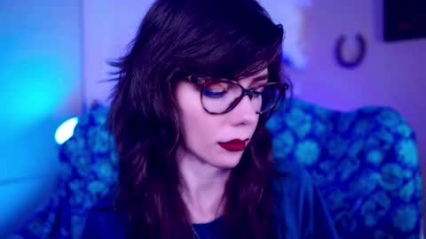 Bella Bondai online show from November 7, 2:14 am