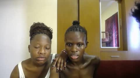 Xoxo online show from November 24, 6:12 am