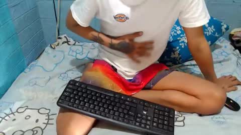 Snapshot of xsavagemistressx chatting on February 8, 9:25 pm Ask Me Baby online show from February 8, 9:25 pm