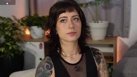 Blue online show from April 16, 10:01 pm