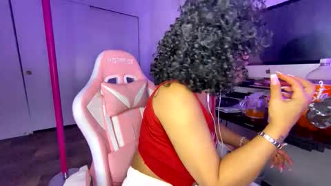 xStarGazingx online show from March 5, 7:06 am