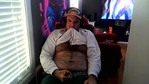 Snapshot of xstrokenchillx chatting on December 4, 10:13 pm Wayne online show from December 4, 10:13 pm