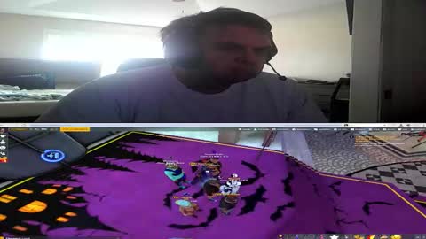 Snapshot of xstrokenchillx chatting on October 11, 2:22 pm Wayne online show from October 11, 2:22 pm