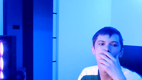 xvenon9898x online show from June 8, 10:21 pm