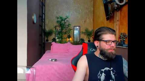 xwildhearts online show from April 4, 2:57 pm